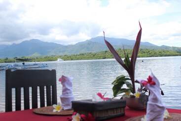 酒店 White Sandy Beach Menjangan