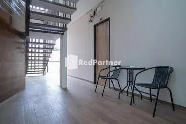 Hotel Yayah Rooms Bogor Syariah Mitra Reddoorz