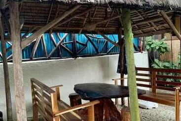 Hotelli Port Barton Le Cou De Tou Village Resort