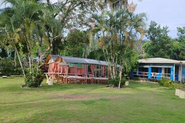 Hotel Summer Homes Beach Resort And Cottages Palawan