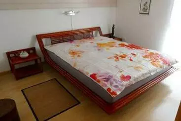 Pensionat Bed And Breakfast La Petite Thielle