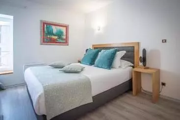 בית מלון כפרי Auberge De L Abbaye Cruis