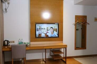 Hotel Greentree Inn Macheng Cultural Town Business