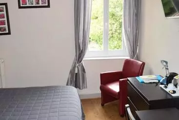 هتل Auberge Le Rabelais