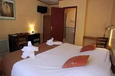 Hotel Logis Hôtel Le Pressoir