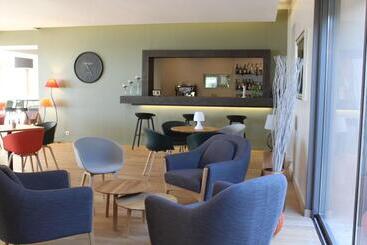 בית מלון כפרי Les Jardins Du Cedre