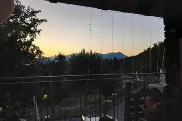 Mökkimajoitus Alla Tana Del Bianconiglio