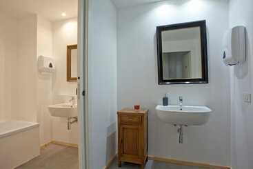 پانسیون Ca  Adami