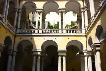 Bed and Breakfast L Americano Luxury Rooms