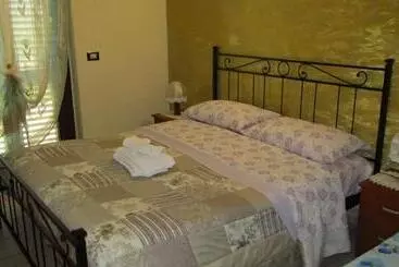 تختخواب و صبحانه La Bella Addormentata