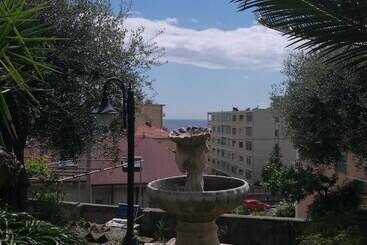 تختخواب و صبحانه Bellavista