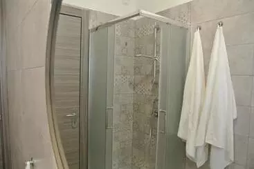 ペンション Quattordici B&b