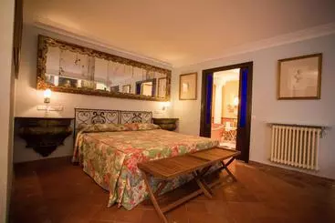 茅舍 El Rincón De San Benito