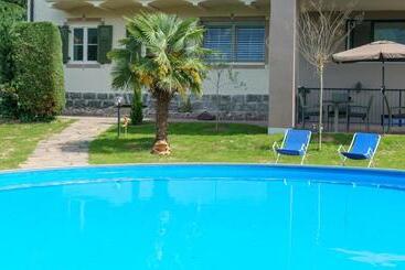 Bed and Breakfast Pension Sunnhofer