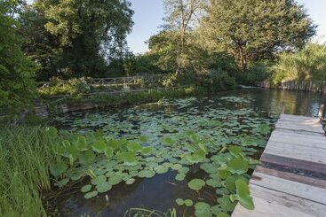 ペンション La Cannara