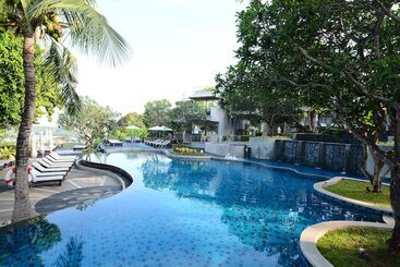 Andaman Cannacia Resort & Spa   Sha Extra Plus