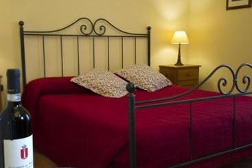 בית מלון כפרי Agriturismo La Polledrara