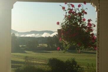 Maple Shade Bed & Breakfast
