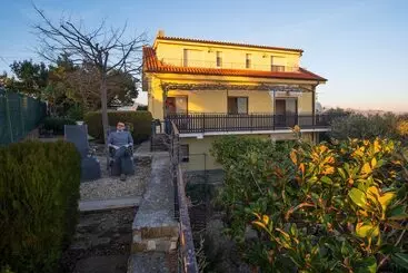 Maaseutuhotelli Agriturismo Da Ernestina