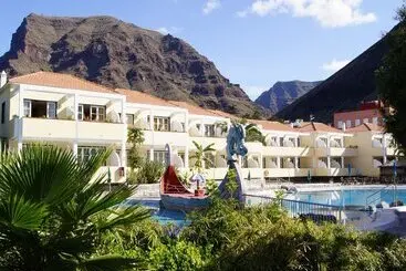 Checkin Apartamentos Laurisilva