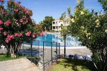 Checkin Apartamentos Laurisilva