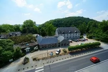 هتل Les Jardins De La Molignee