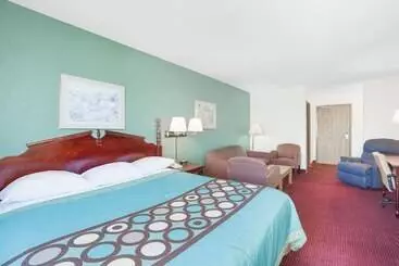 מוטל Super 8 By Wyndham Kennett