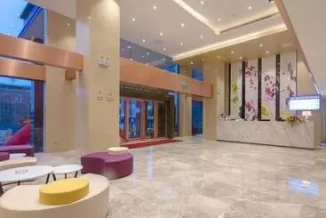 Lavande Hotel Yingde Yingzhou Avenue