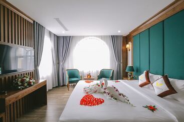 酒店 Prosperity Ha Long