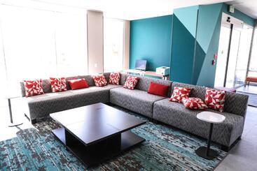 Avid Hotel   Fresnillo, An Ihg