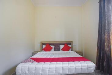 Hotell Oyo 70747 Paradise In