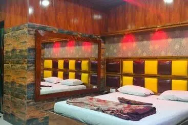 Hotel Spring Resort & Lodging