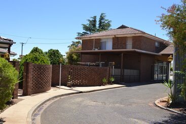 Motel The Shamrock Hotel Balranald