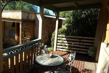 Bed and Breakfast A La Folly The Retreat