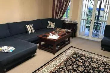 Bed and Breakfast Guest House On Hyde