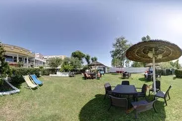 Hotel Holiday