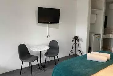 Happy Wanderer Motel Bendigo Children Not Permitted Over 18s Only