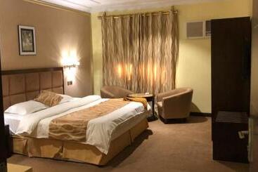 هتل قصر الباحة للشقق المخدومة تصنيف اقتصادي