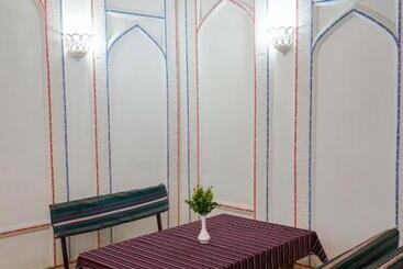فندق Little Bukhara