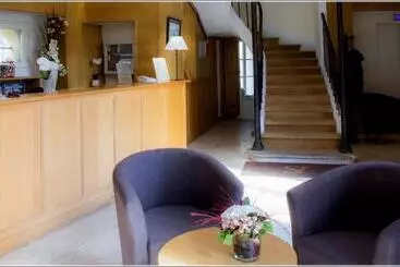 فندق Hôtel Saintlaurent, The Originals Relais