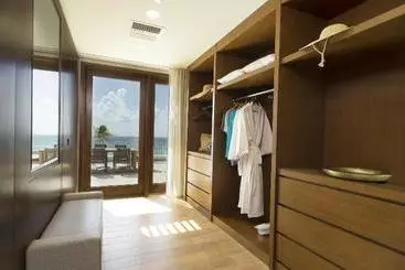 Hotelli The Reef By Cuisinart