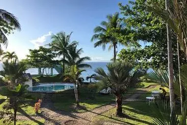 Puesta Del Sol Beach Bungalows