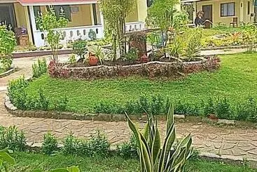 Puesta Del Sol Beach Bungalows