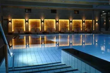 Hotelli Und Restaurant Am Peenetal