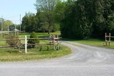 Aamiaismajoitus (B&B) Cedar Drive Inn