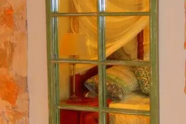 Bed and Breakfast Morialta Barns