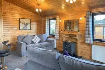Lomakeskus Whitecairn Holiday Park
