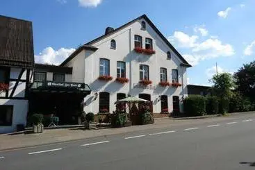Hotelli Gasthof Zur Post