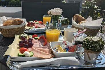 פנסיון Enjoyit Velden West