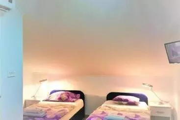 Nocleg ze śniadaniem Apartments Milic